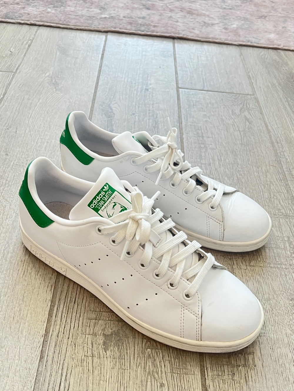 adidas Originals White Leather Sneakers with Green Heel Tab - Stan Smith